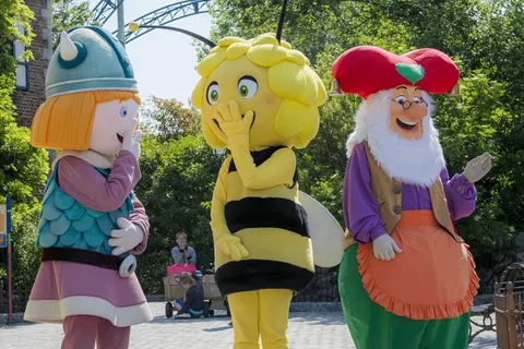 Plopsaland De Panne viert 25-jarig bestaan met knallende ‘Celebrations Parade’!